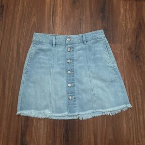 american eagle light washed denim skirt with buttons